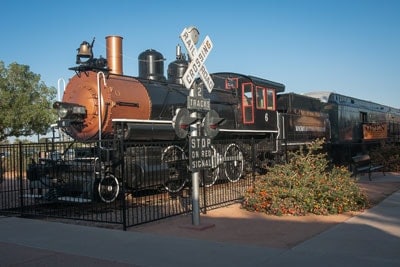 McCormick-Stillman Railroad Park-min