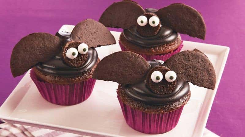 bat cupcakes