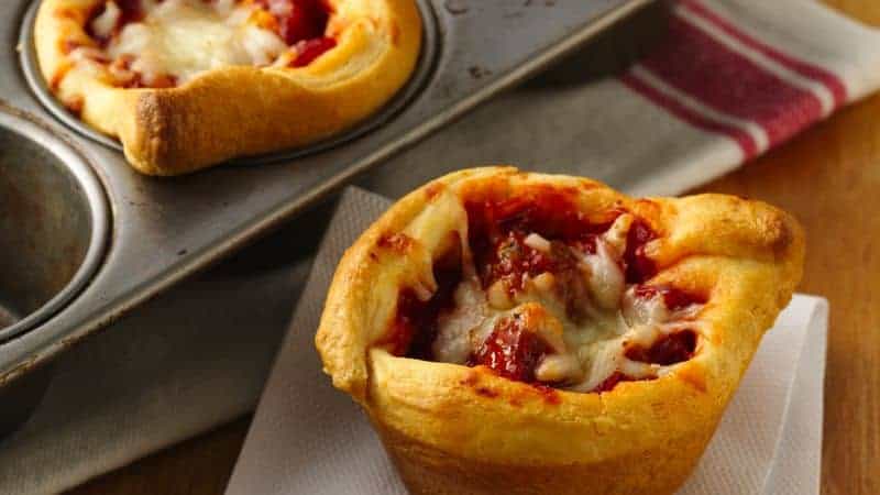 muffin tin pizza