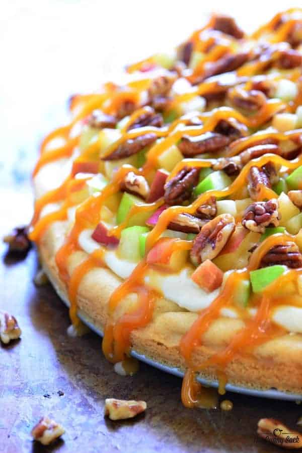 caramel apple fruit pie