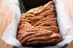 cinnamon pull apart bread