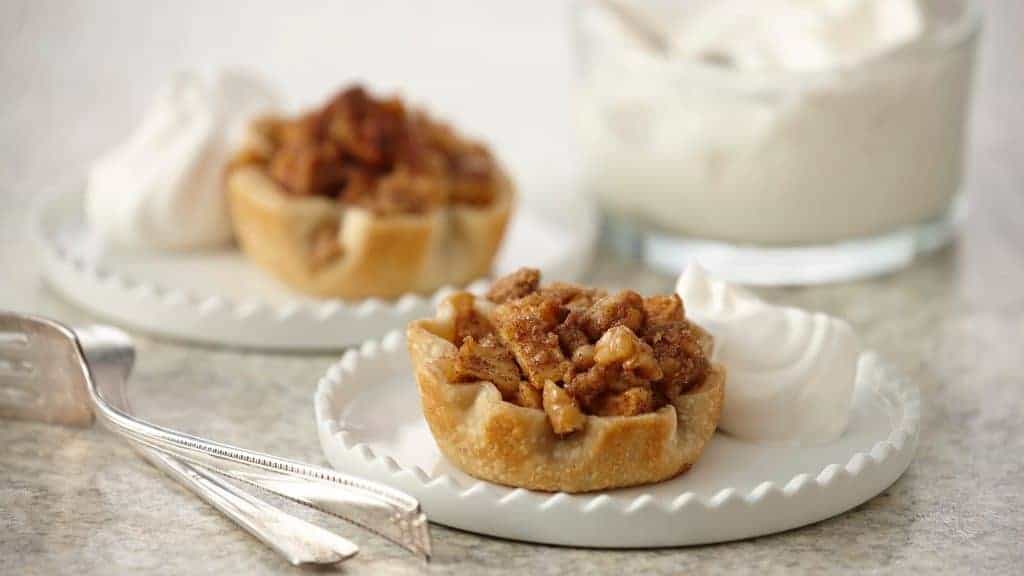 mini apple pies