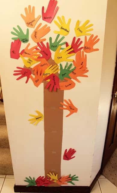 hands tree