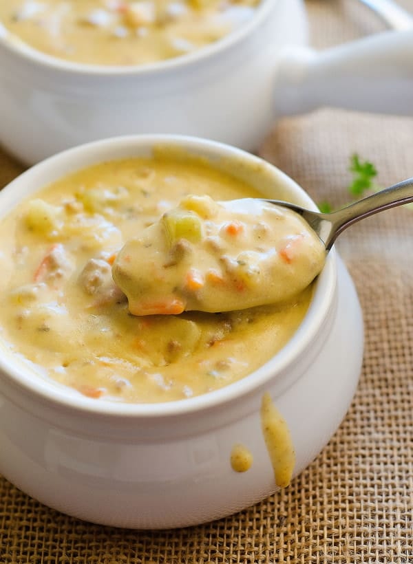 CrockPot Cheeseburger Soup