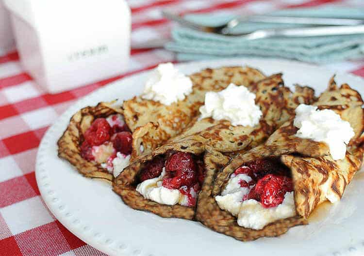 Raspberry-Cream-Crepes