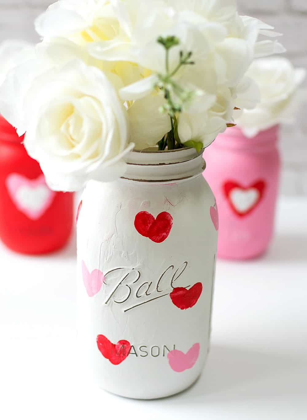 Valentine-Kid-Craft-Idea-Thumbprint-Heart-Mason-Jar-Vases