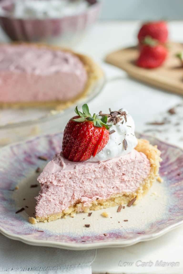 strawberry-cream-pie