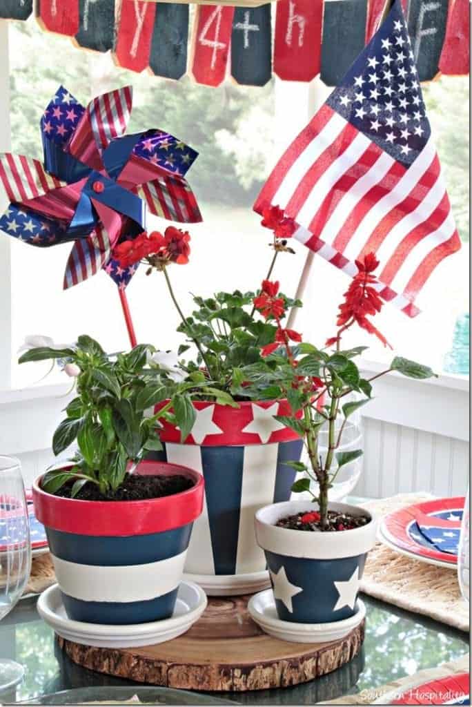 patriotic clay pots, paint clay pots