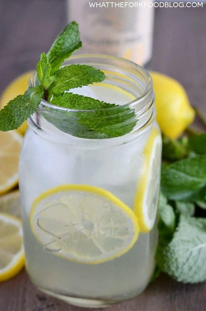 Easy-Vodka-Lemonade