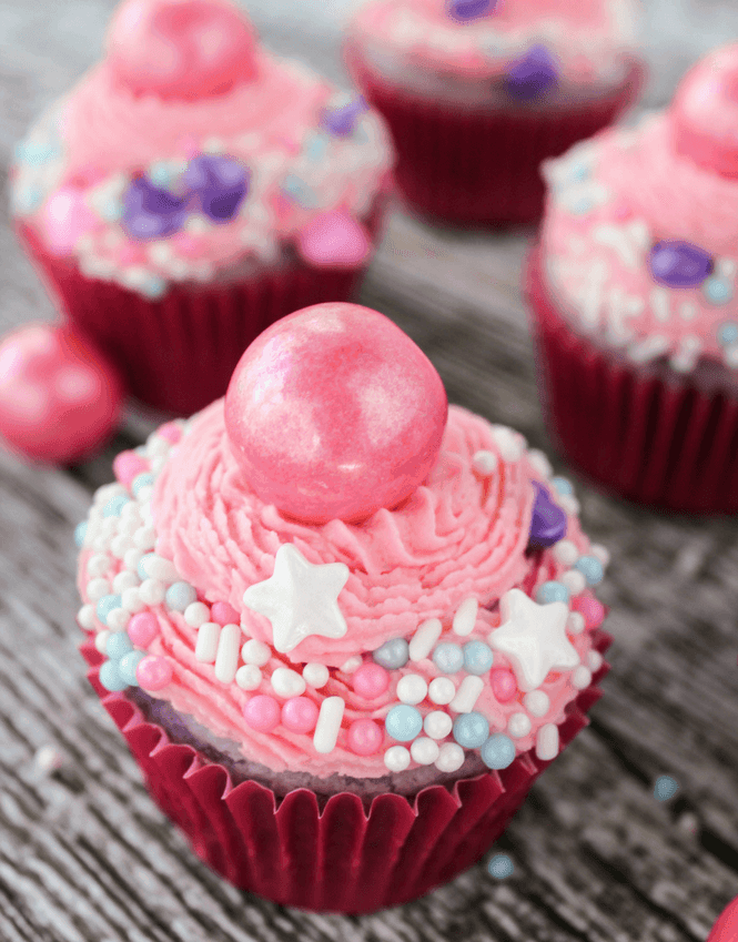 bubble-gum-cupcakes-1-min